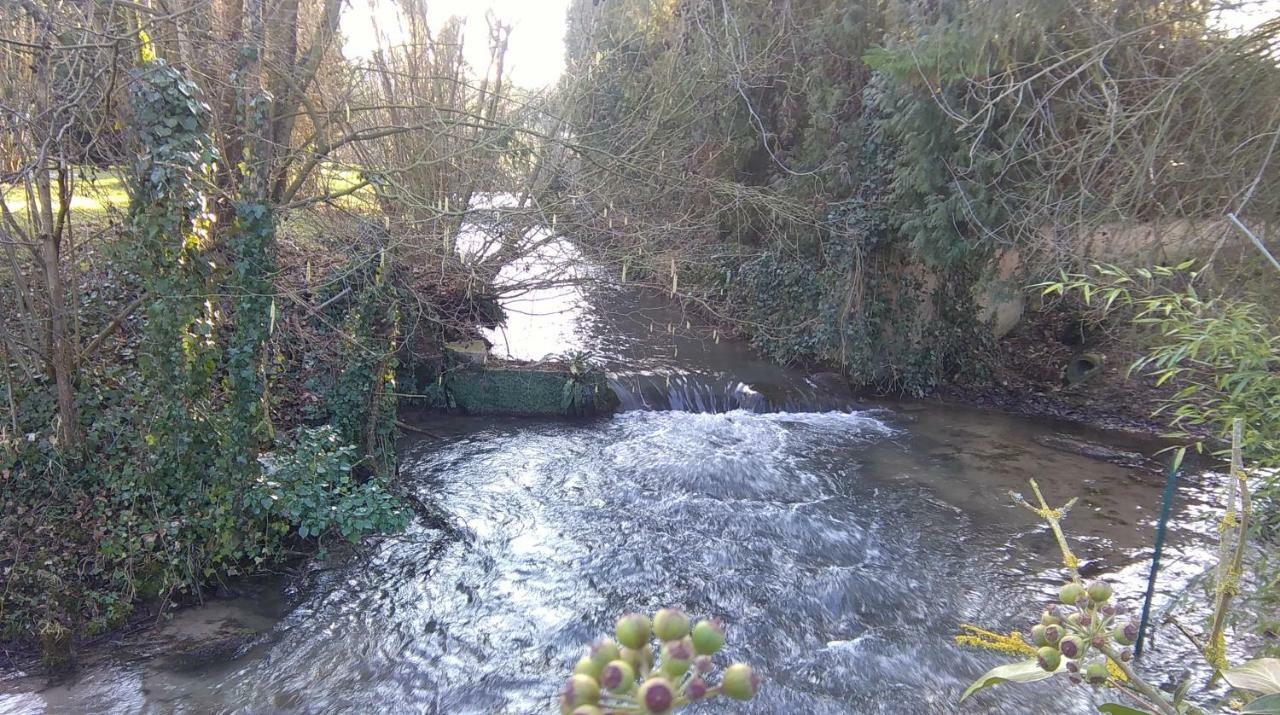 Croissy-sur-Celle Le Moulin Aux Moines Bed & Breakfast エクステリア 写真